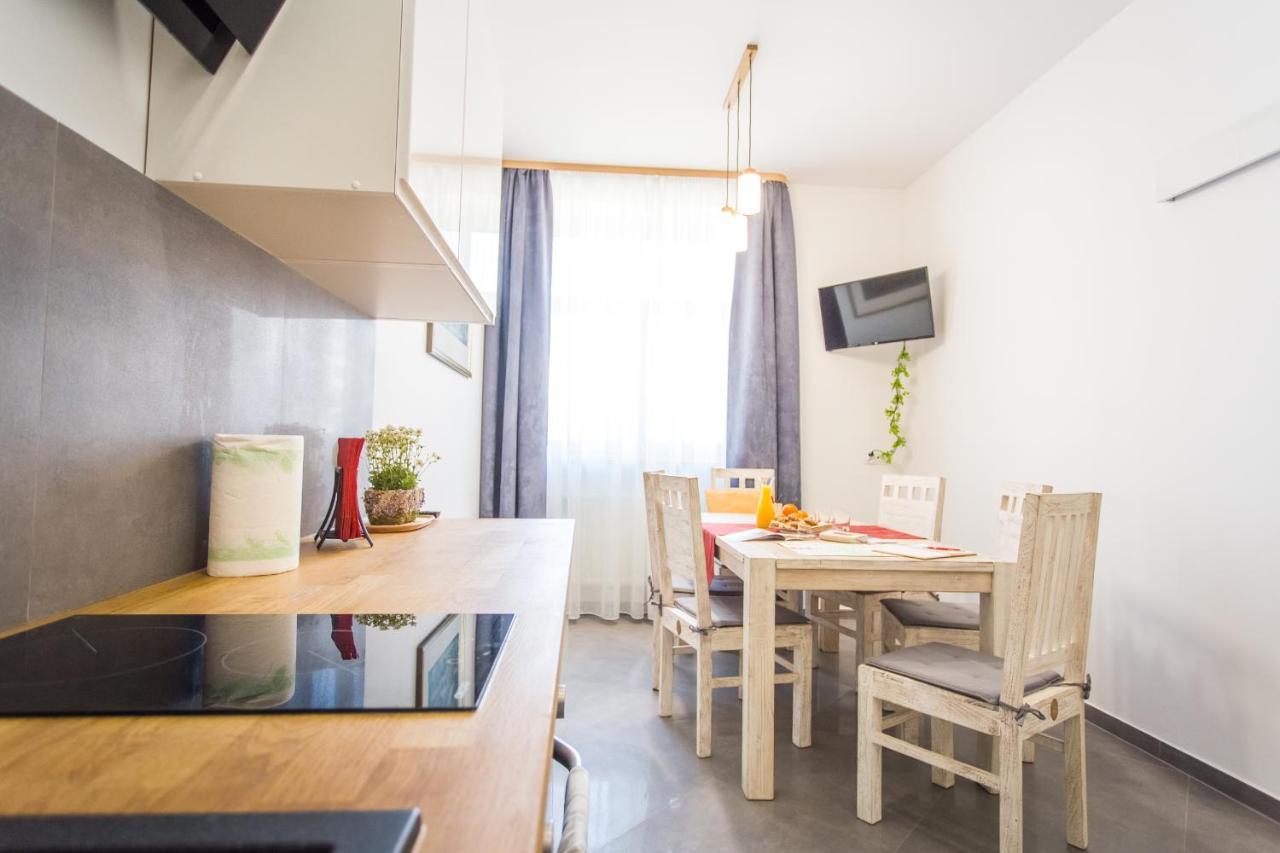 Fogra Travel Apartment Kraków Eksteriør billede
